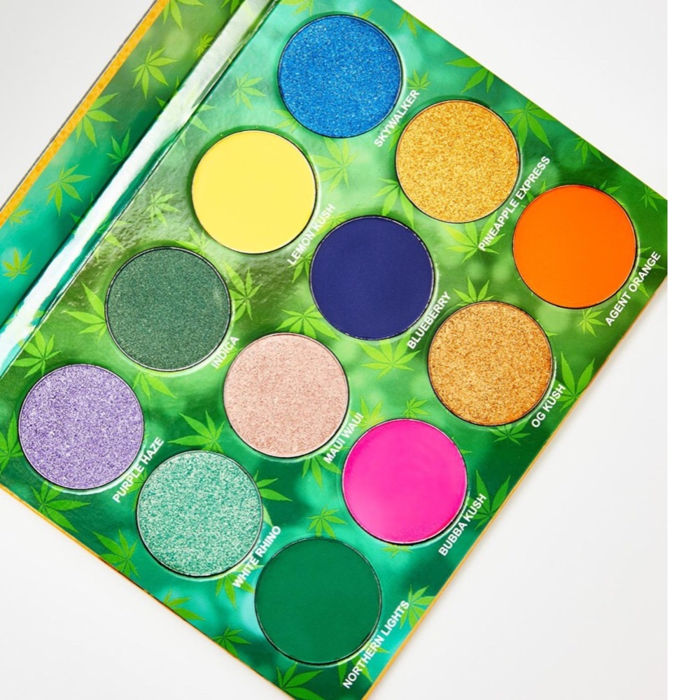 Peachy Queen Kush Queen Palette